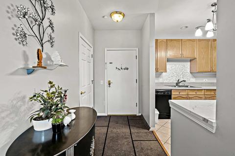 660 Mchenry Rd #306, Wheeling, IL 60090 photo 6