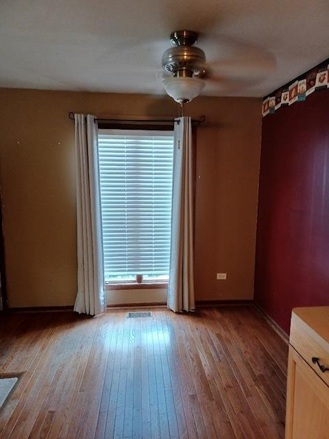 438 Sunnybrook Ln, Wheaton, IL 60187 photo 3