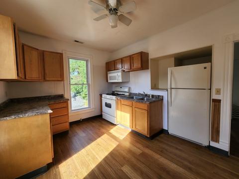 802 E Front St, Bloomington, IL 61701 photo 23