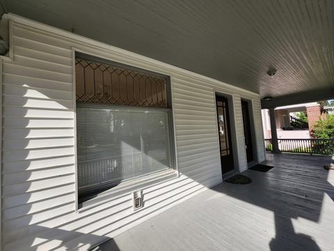 802 E Front St, Bloomington, IL 61701 photo 3