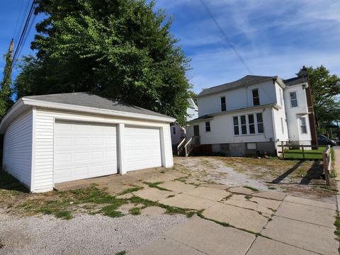 802 E Front St, Bloomington, IL 61701 photo 39