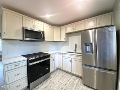 569 N Illinois Ave, Kankakee, IL 60901 photo 8