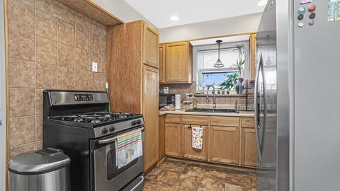 2601 N Mango Ave, Chicago, IL 60639 photo 4