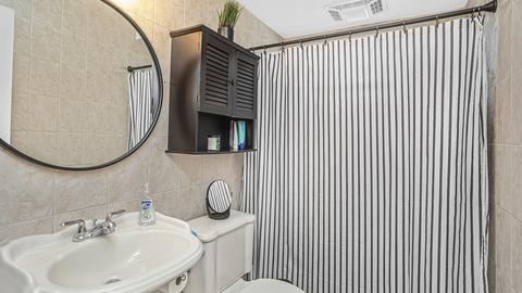 2601 N Mango Ave, Chicago, IL 60639 photo 7