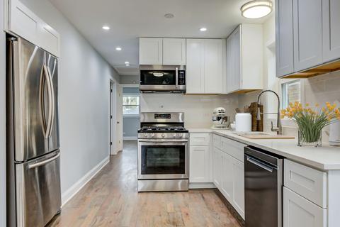 738 E 93rd St, Chicago, IL 60619 photo 7