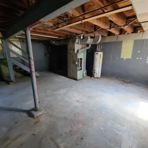 35 Mccarthy Rd, Park Forest, IL 60466 photo 9