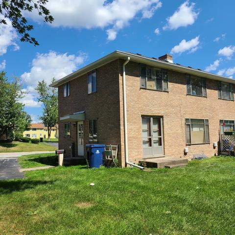 35 Mccarthy Rd, Park Forest, IL 60466 photo 2