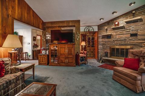 3314 Cove Ct, Johnsburg, IL 60051 photo 3