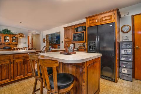 3314 Cove Ct, Johnsburg, IL 60051 photo 5