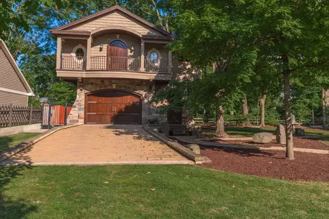 Exterior - 3 Moore Rd, Bloomington, IL 61701 photo 18 of 30