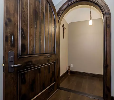 Entry Way - 3 Moore Rd, Bloomington, IL 61701 photo 4 of 12