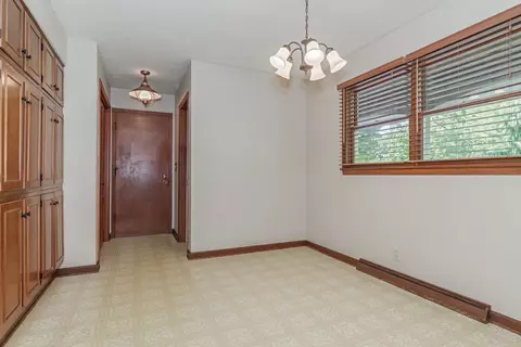 Entry Way - 3 Moore Rd, Bloomington, IL 61701 photo 10 of 12
