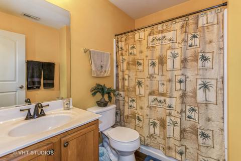 2840 Sun Valley Dr, Plainfield, IL 60586 photo 9