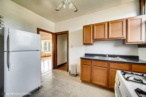2218 E 84th St, Chicago, IL 60617 photo 10
