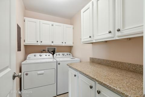 529 Tracy Ter, Des Plaines, IL 60016 photo 7