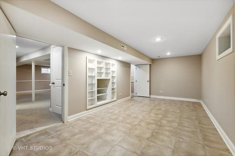 529 Tracy Ter, Des Plaines, IL 60016 photo 23