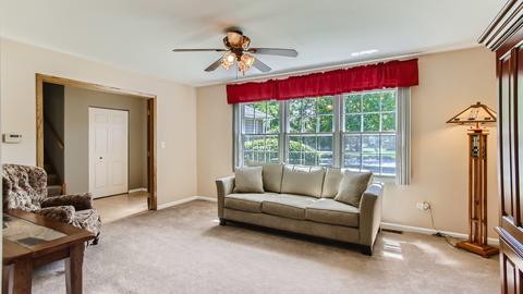 731 Lilac Dr, Algonquin, IL 60102 photo 3