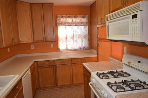 1048 Logan Ave, Elgin, IL 60120 photo 16