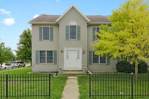 1007 E Shelbourne Dr, Normal, IL 61761 photo 1