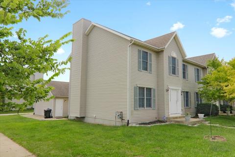 1007 E Shelbourne Dr, Normal, IL 61761 photo 2