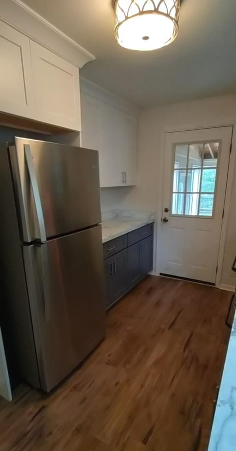 374 S Edison Ave, Elgin, IL 60123 photo 7