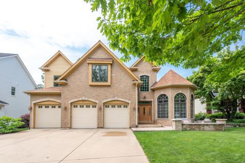 857 S Wright St, Naperville, IL 60540 photo 1