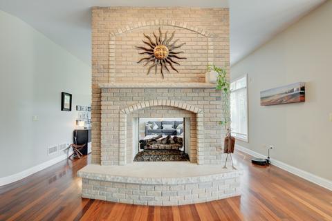 857 S Wright St, Naperville, IL 60540 photo 33