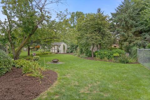 1403 Chadwick Dr, Normal, IL 61761 photo 2