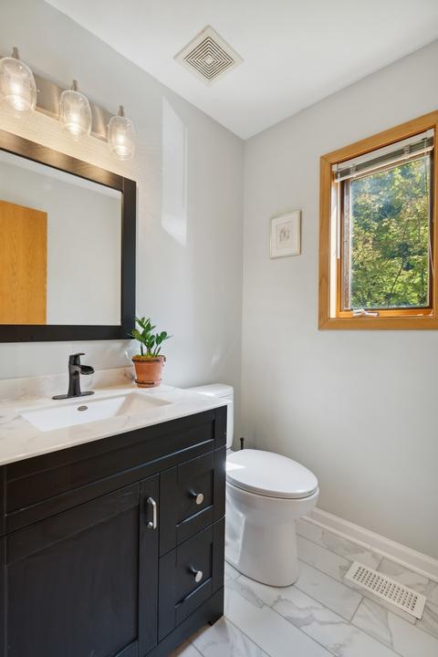 2802 S Shields Ave, Chicago, IL 60616 photo 26