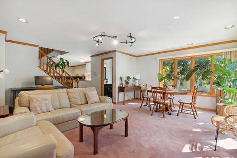 2802 S Shields Ave, Chicago, IL 60616 photo 3