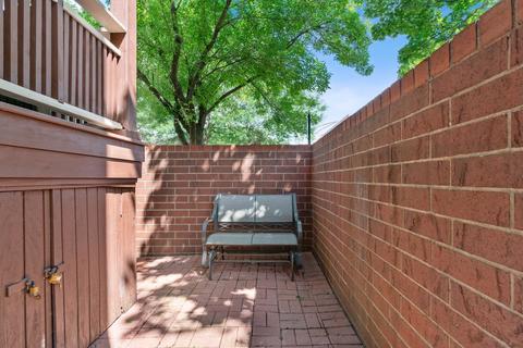 2802 S Shields Ave, Chicago, IL 60616 photo 29