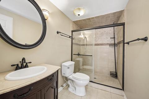 1994 Brighton Ln, Hoffman Estates, IL 60195 photo 4