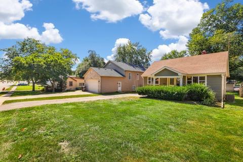 252 S Aldine St, Elgin, IL 60123 photo 3