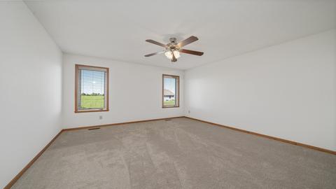 387 Red Fox Dr, Davis Junction, IL 61020 photo 14