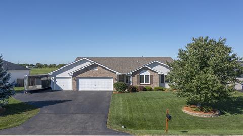 387 Red Fox Dr, Davis Junction, IL 61020 photo 2