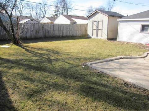585 Bridget Pl, Wheeling, IL 60090 photo 9