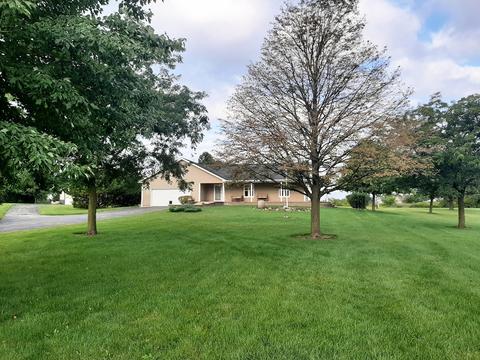 1287 Locust Rd, Lee, IL 60530 photo 4