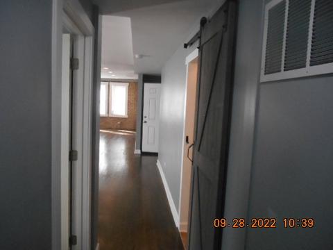 318 E 70th St, Chicago, IL 60637 photo 10
