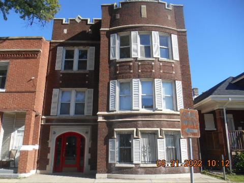 318 E 70th St, Chicago, IL 60637 photo 1