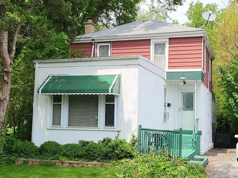 5510 W Hawthorne Ave, Berkeley, IL 60163 photo 2