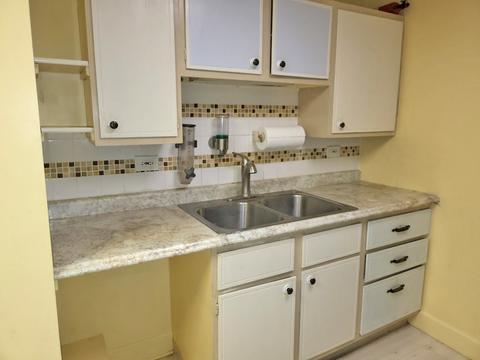 5510 W Hawthorne Ave, Berkeley, IL 60163 photo 7