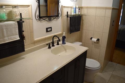750 Cavan Ln, Des Plaines, IL 60016 photo 14