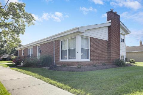 405 E Maple St, Lombard, IL 60148 photo 3