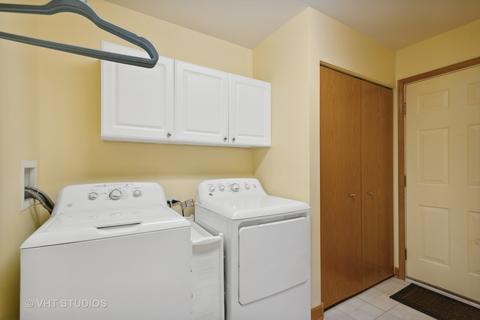 3000 Coastal Dr, Aurora, IL 60503 photo 12