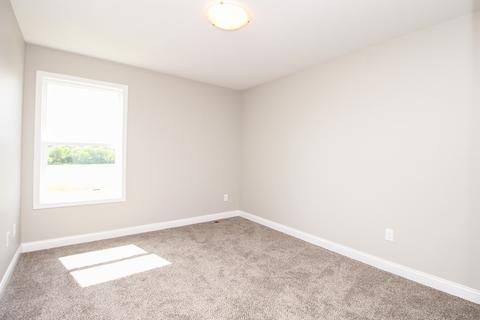 1 Emerald Crest Ct, Bloomington, IL 61705 photo 10