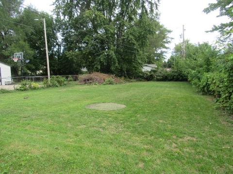 610 E Beardsley Ave, Champaign, IL 61820 photo 3