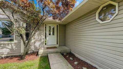 1802 Mystic Dr, Plainfield, IL 60586 photo 3