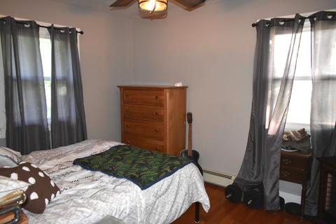 647 E 3rd St, El Paso, IL 61738 photo 16
