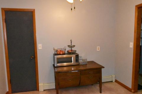 647 E 3rd St, El Paso, IL 61738 photo 10