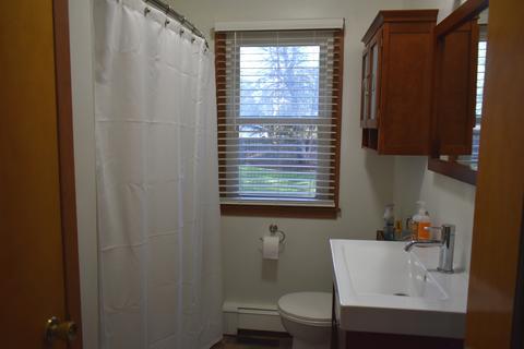 647 E 3rd St, El Paso, IL 61738 photo 15